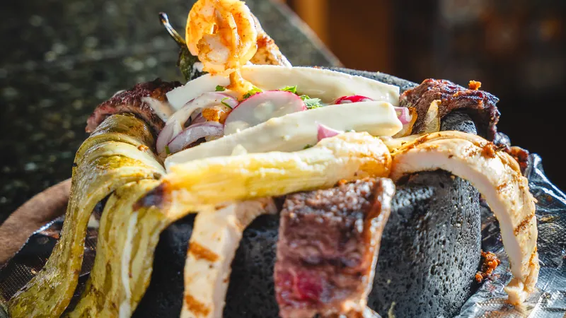 Molcajete / Specialty Bowls